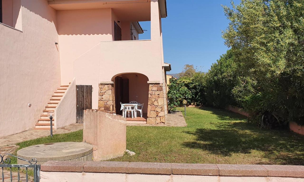 Iss Travel, Le Carrube Two Bedrooms Apartments With Air Conditioning Сан Теодоро Екстериор снимка